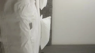 我喜欢射在继母的脸上